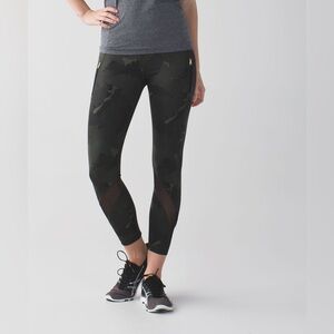 Lululemon Inspire II Camo Leggings Green Camouflage 7/8 Ankle size 12